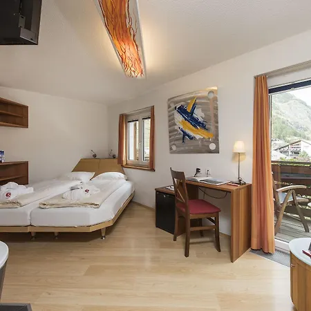 Hotel Sunstar 4*