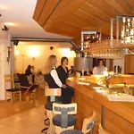 Sunstar Hotel
