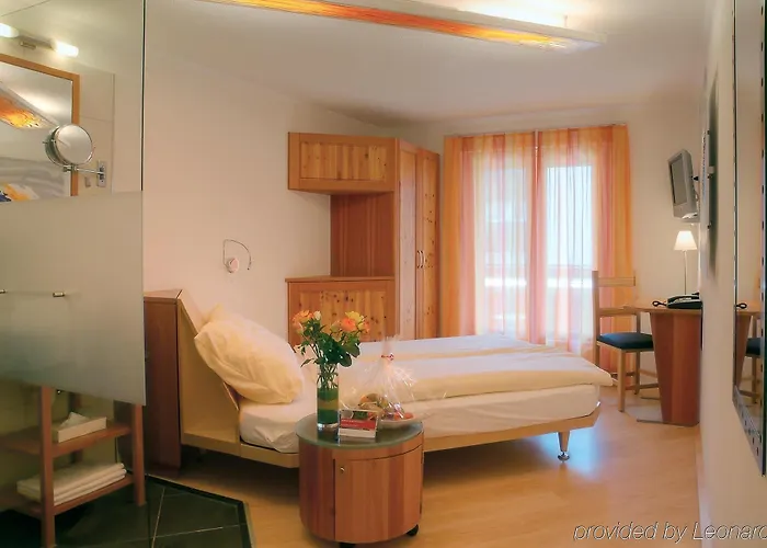 Sunstar 4*